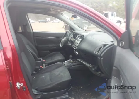 2015 Mitsubishi Outlander Sport Se z USA, uszkodzony, nr VIN 4A4AP4AU0FE019872